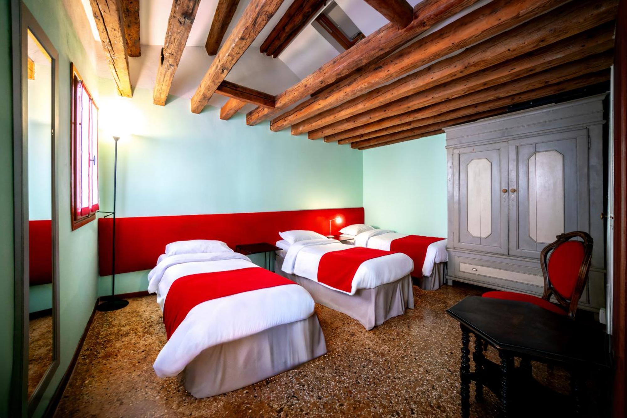 Palazzo San Luca Hotel Venesia Ruang foto