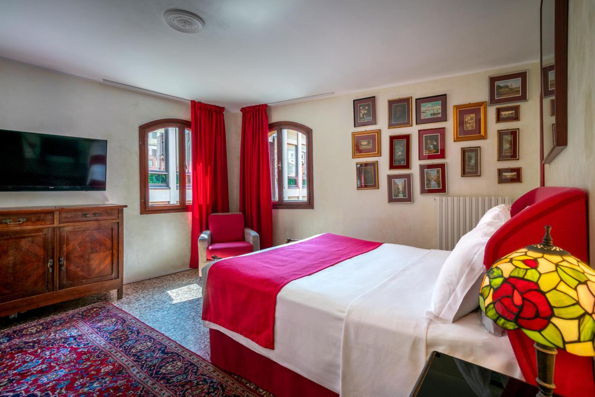 Palazzo San Luca Hotel Venesia Ruang foto