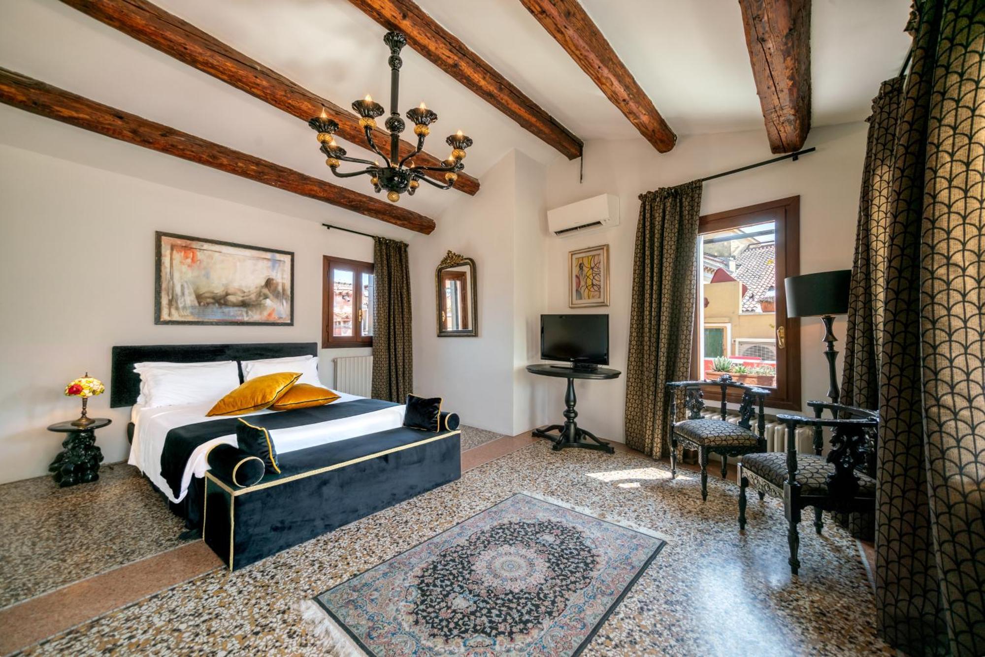 Palazzo San Luca Hotel Venesia Ruang foto