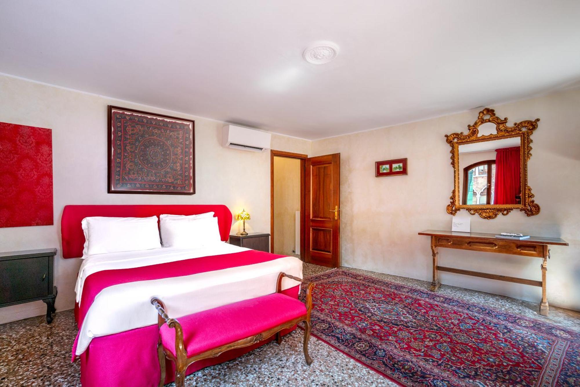 Palazzo San Luca Hotel Venesia Ruang foto