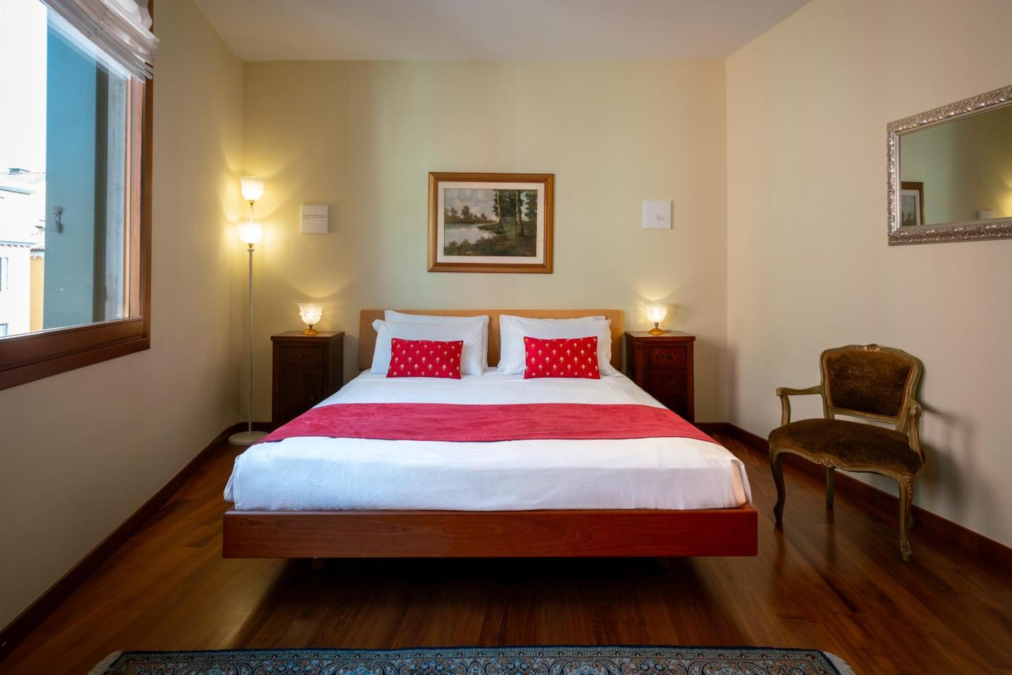 Palazzo San Luca Hotel Venesia Ruang foto