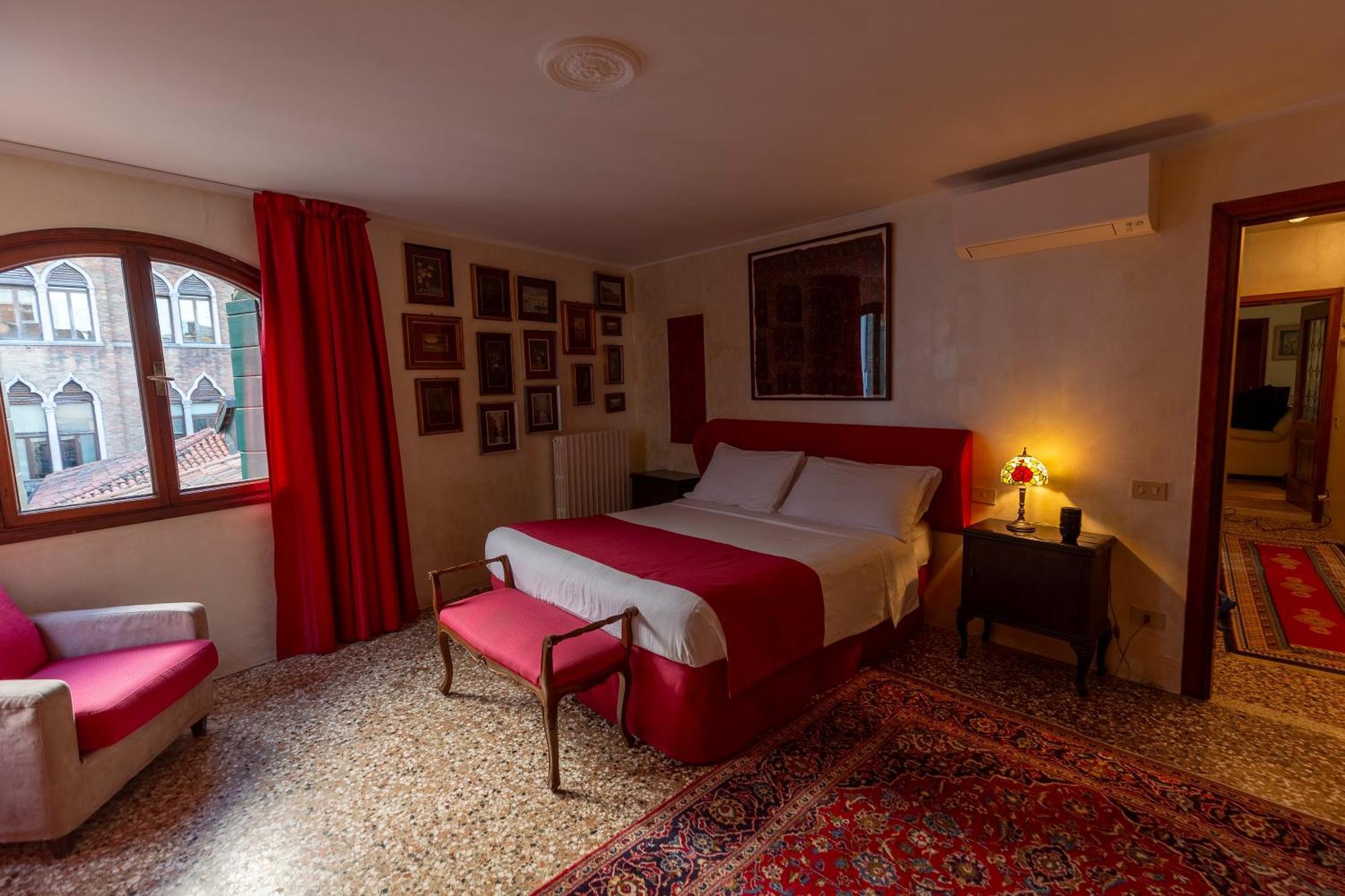 Palazzo San Luca Hotel Venesia Ruang foto